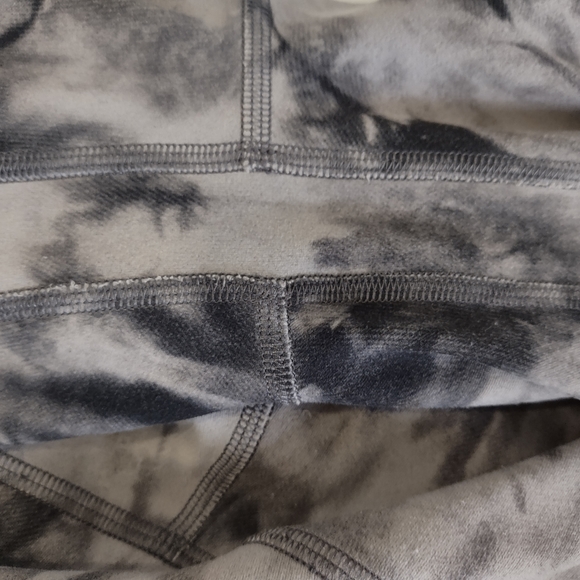 Lululemon Align Legging 25" In Game Day Dark Chrome Multi Size 6 - Picture 6 of 7